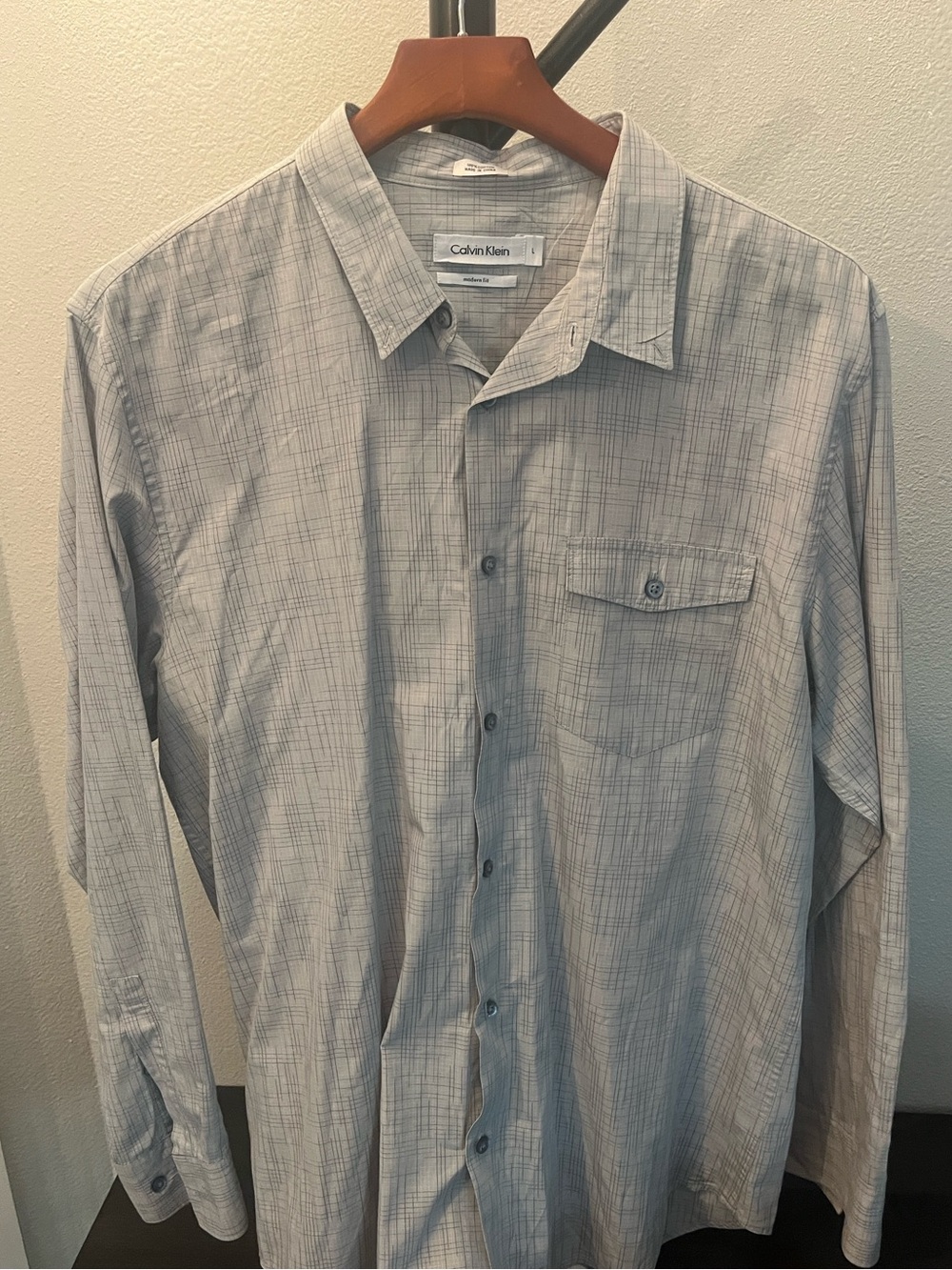 Calvin Klein Gray Crosshatch Long-Sleeve Button-Down Shirt